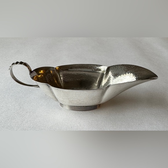 Antique Gorham Sterling Silver Hand Crafted & Hammered Gravy Boat / Bowl